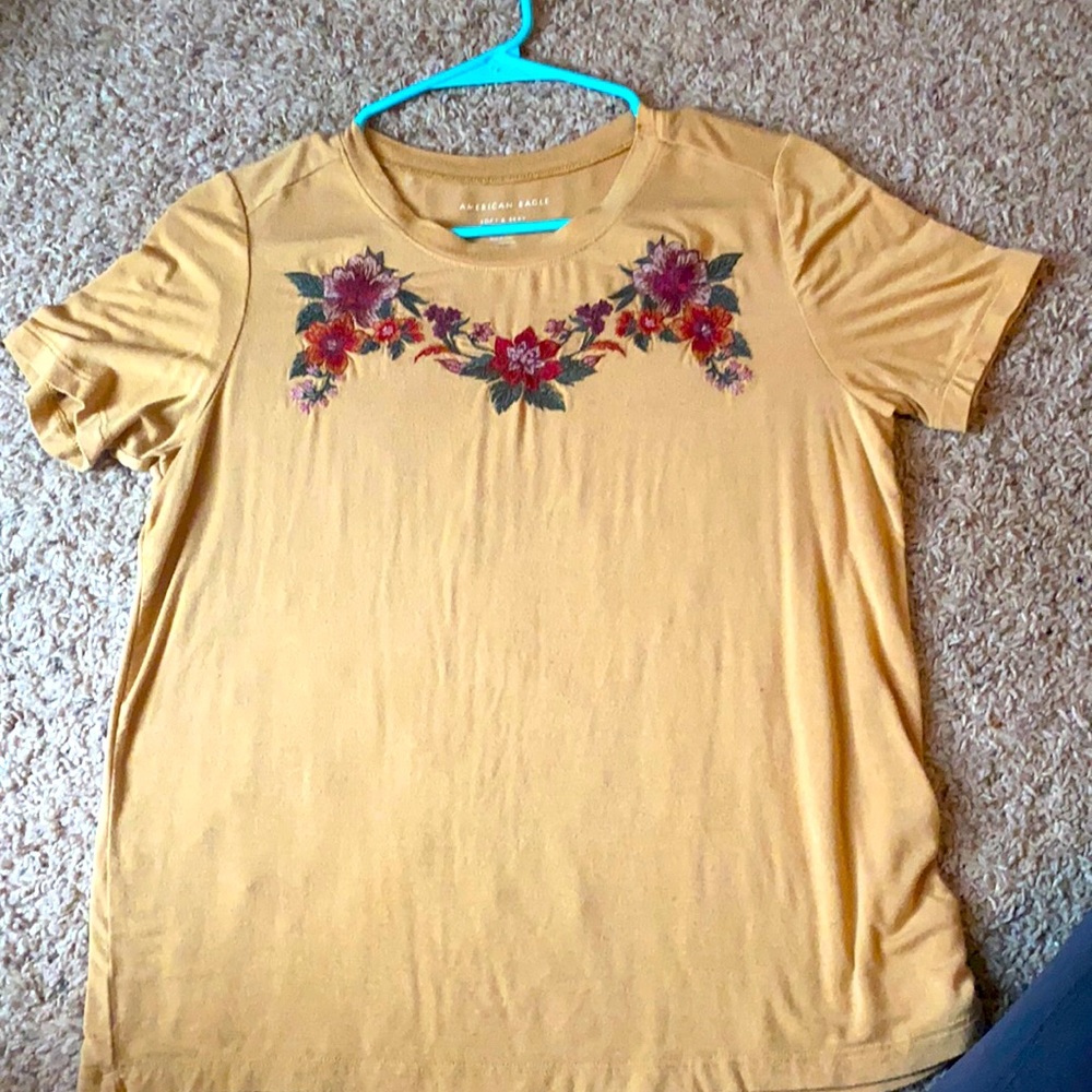 American Eagle soft and sexy embroidered top